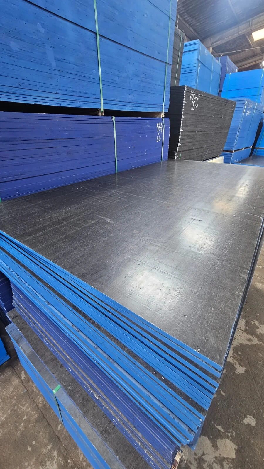 Compensado plastificado real da Cavaplac